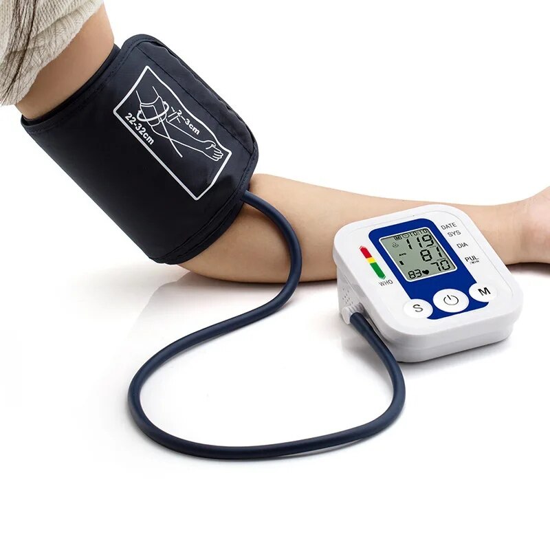 Toma Presión Digital Brazo Con Tensiometro Usa Pilas O Usb